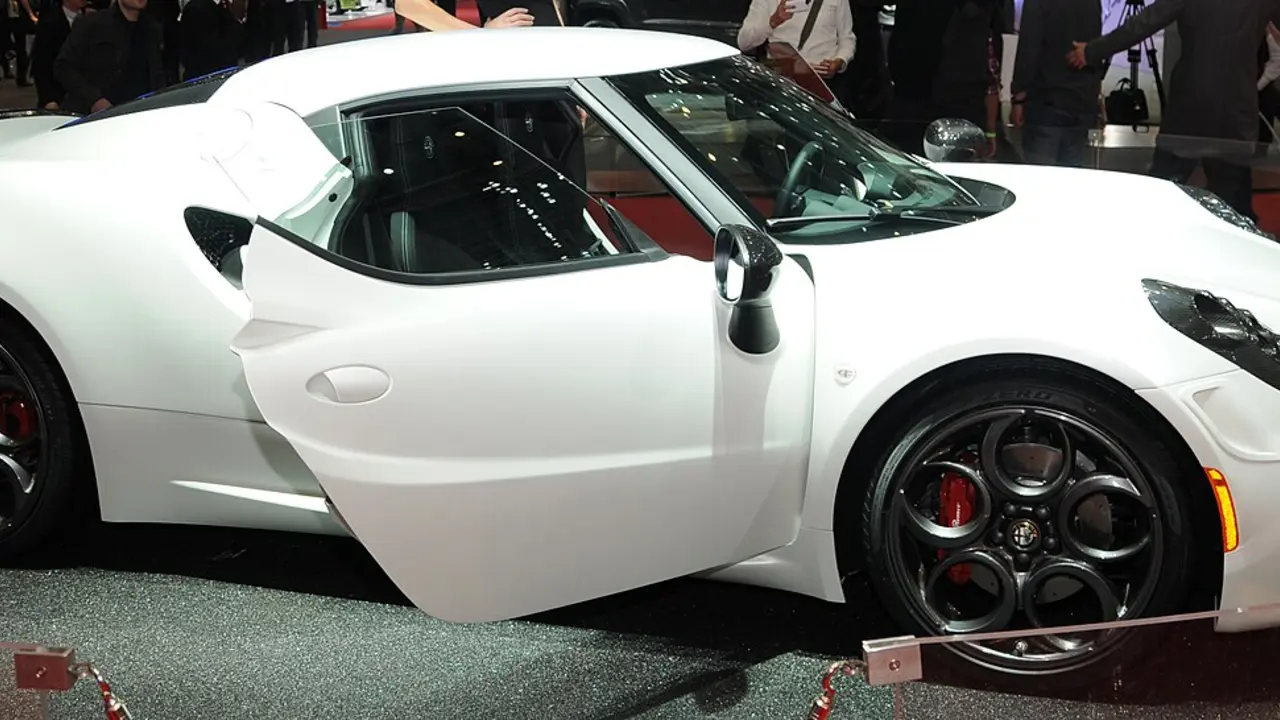 Alfa Romeo 4C – Test, Preise und Bewertung bei TrueAuto
