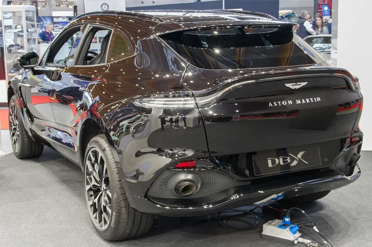 Aston Martin DBX