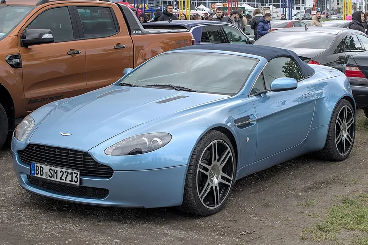Aston Martin Vantage