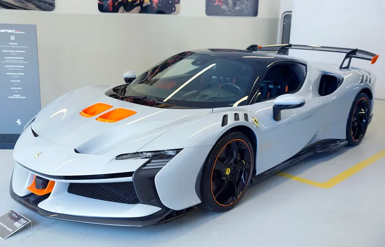 Ferrari SF90 Stradale