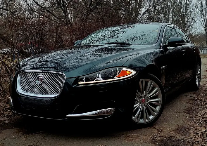 Jaguar XF