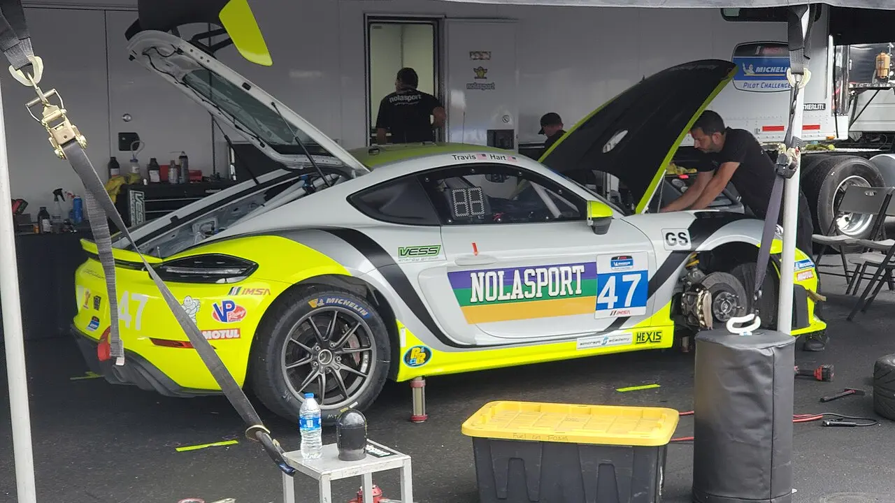 Porsche 718 Cayman GT4 RS – Test, Preise und Bewertung bei TrueAuto