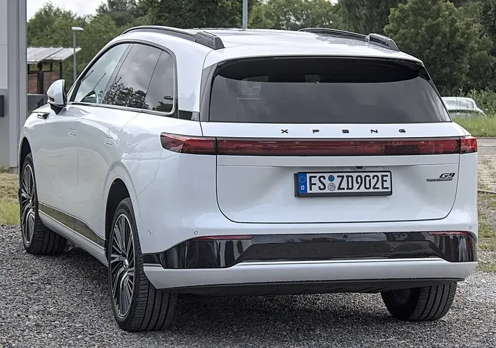 XPeng G9